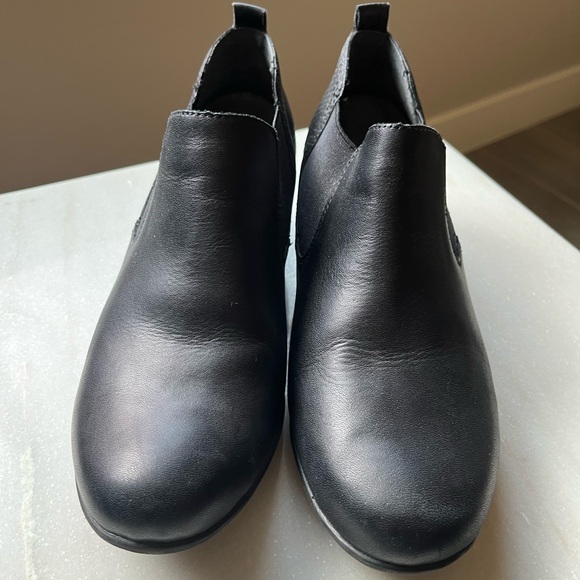 Remonte:  black leather low cut booties size 38 - Picture 5 of 16